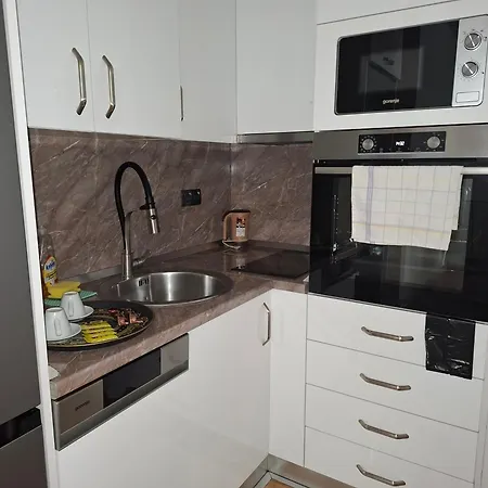 Minimalist Bulevar Sarajevo