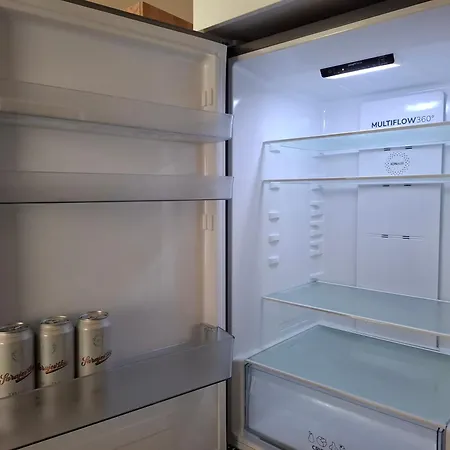 Minimalist Bulevar Lägenhet